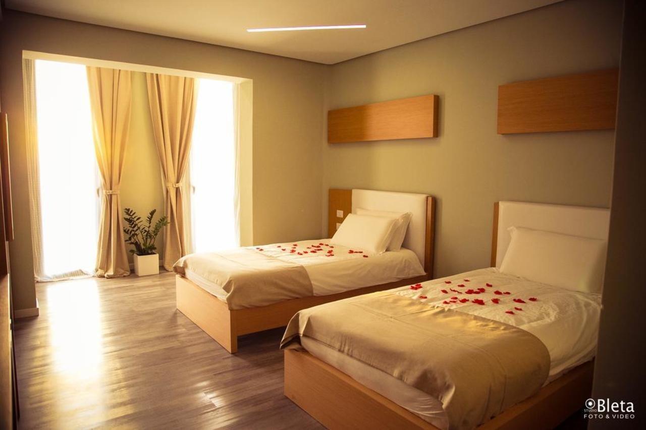 Hotel Bologna Vlore Exterior photo