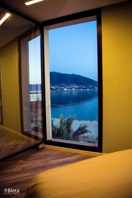 Hotel Bologna Vlore Exterior photo